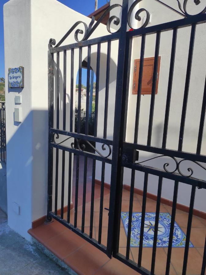 Holiday Home Mennulita Lipari  Buitenkant foto