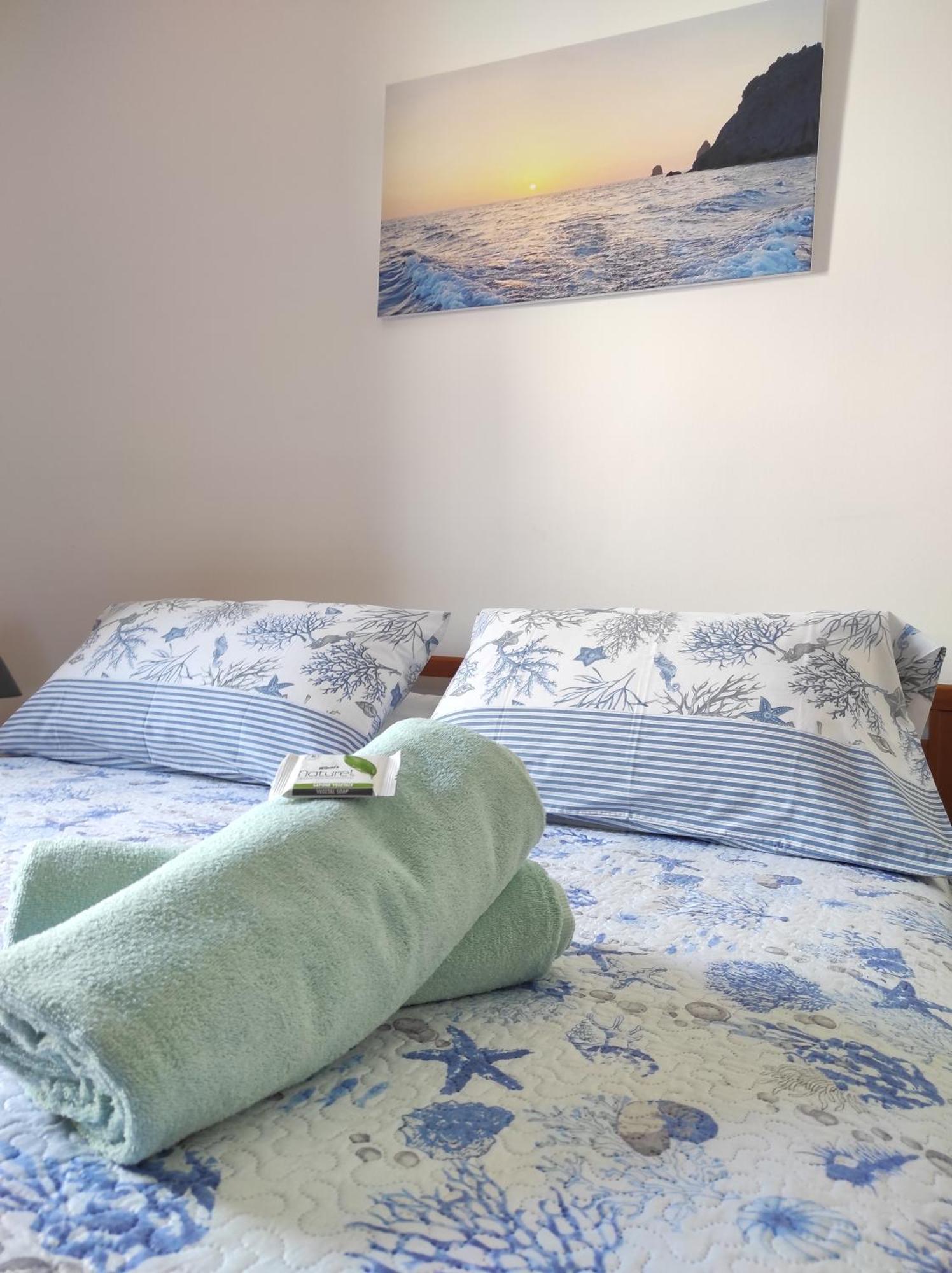 Holiday Home Mennulita Lipari  Buitenkant foto